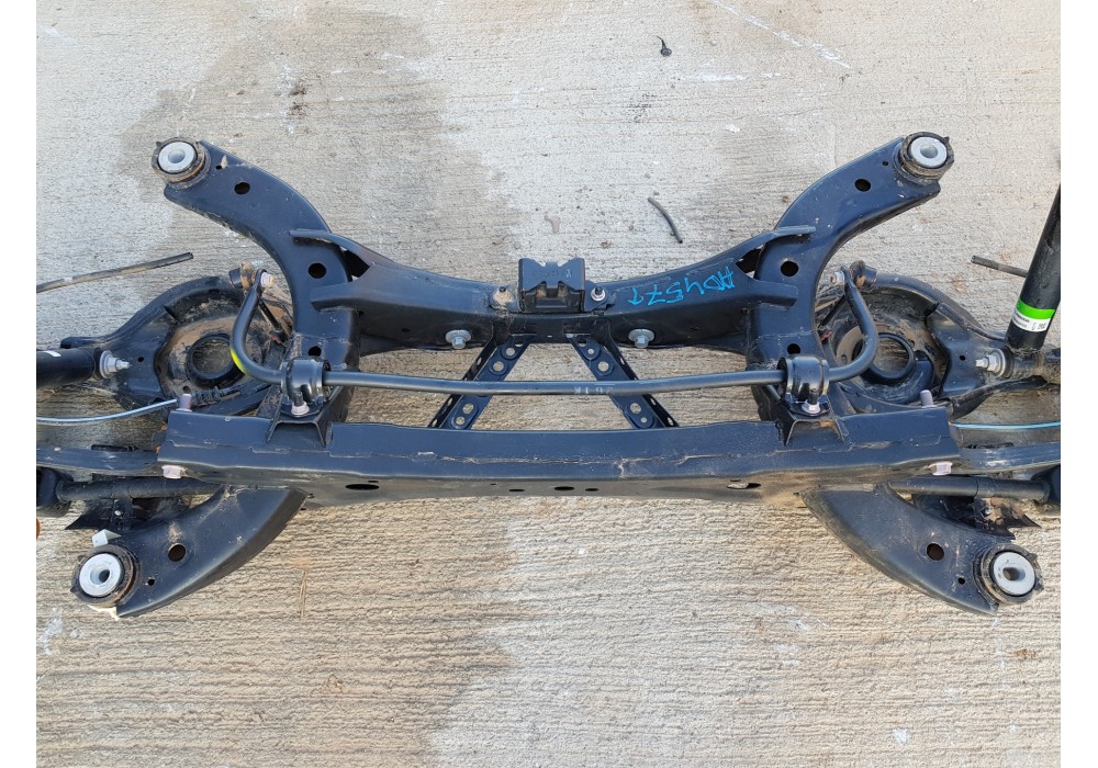 Recambio de puente trasero para mazda cx-5 advantage referencia OEM IAM KB7W2880XA  