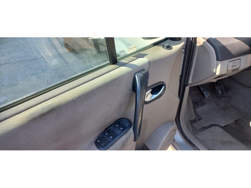 renault scenic ii del año 2004