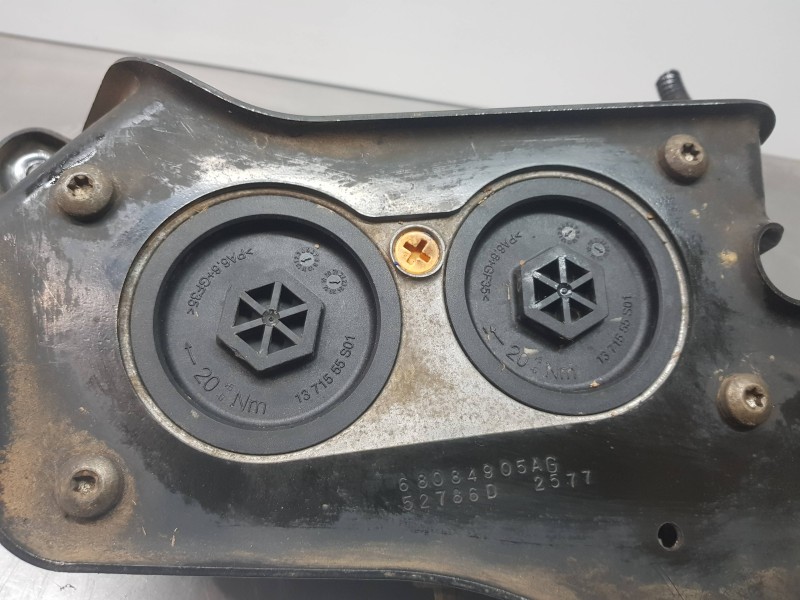 Recambio de filtro gasoil para jeep gr. cherokee iv 4x4 referencia OEM IAM 68084905AG 68084905AG 