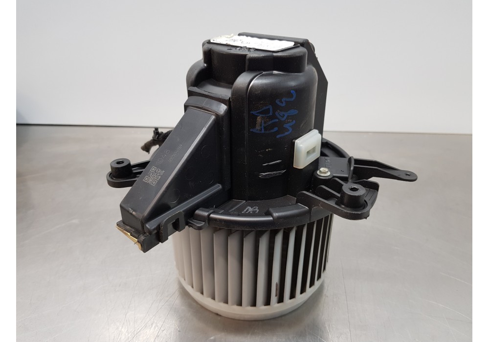Recambio de motor calefaccion para citroen berlingo talla m referencia OEM IAM 9849717080 5P1330400 9821292380