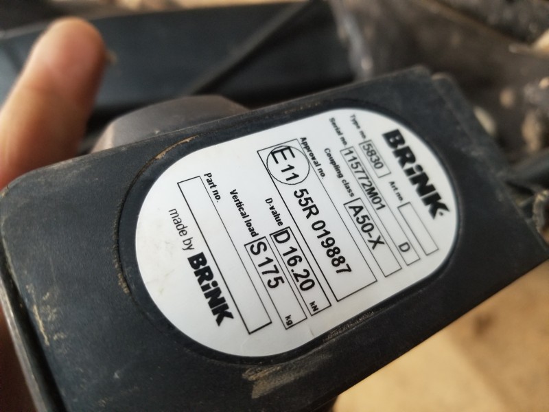 Recambio de enganche remolque para jeep gr. cherokee iv 4x4 referencia OEM IAM 115772M01  