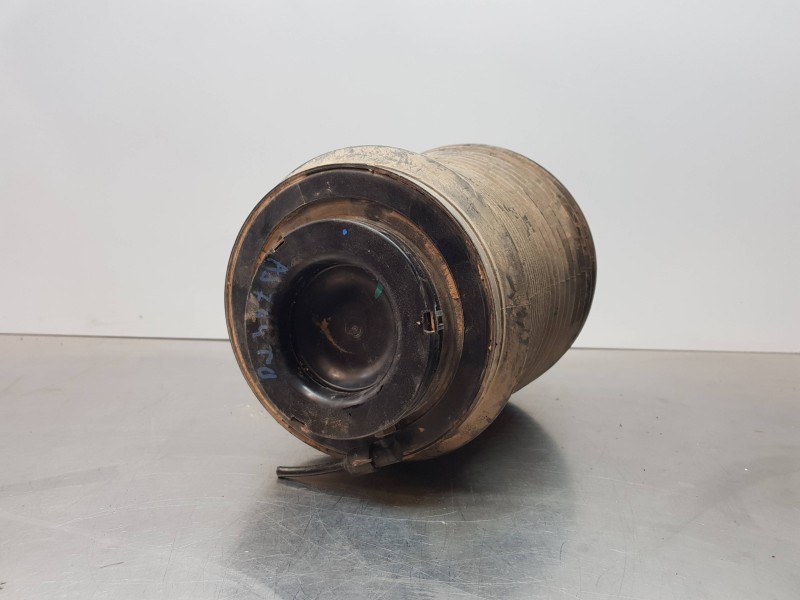 Recambio de muelle amortiguacion para jeep gr. cherokee iv 4x4 referencia OEM IAM 68258354AC P68258354AC 