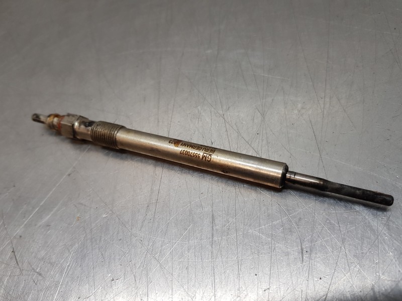 Recambio de calentadores para opel zafira (c) family start/stop referencia OEM IAM 55570037   Recambio de calentadores para opel zafira (c) family start/stop referencia OEM IAM 55570037