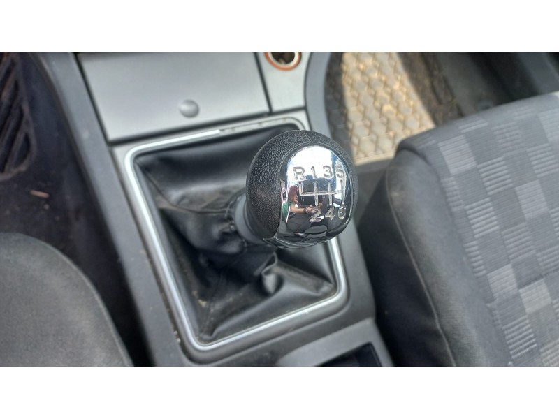 opel vectra c berlina del año 2006