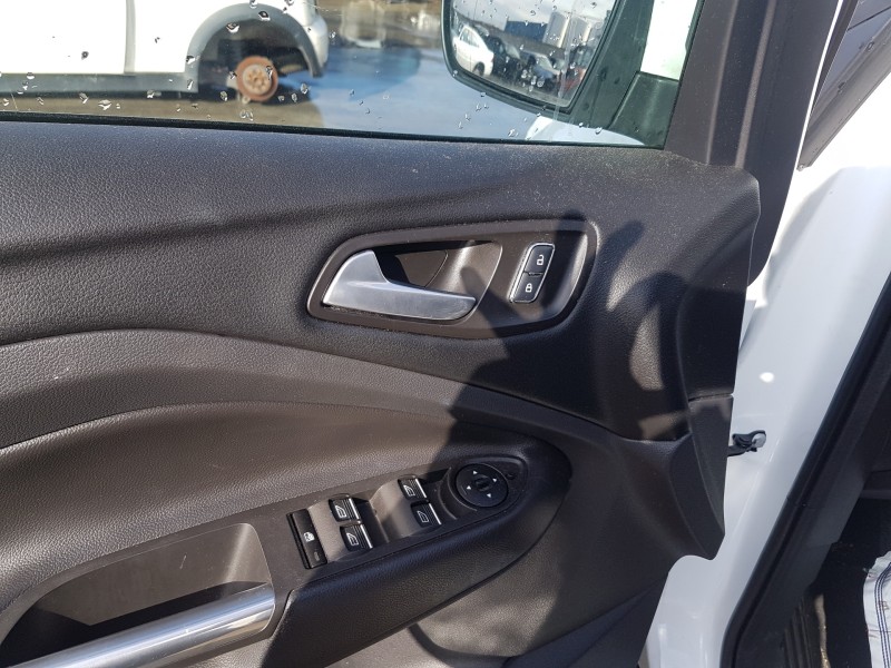 ford kuga (cbs) del año 2016