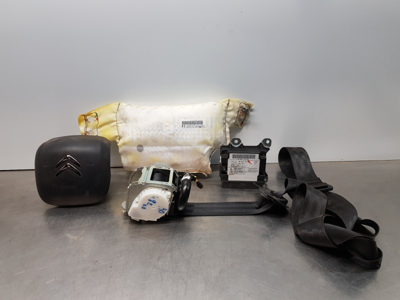 Recambio de kit airbag para citroen berlingo talla m referencia OEM IAM 16841899ZD 9818750980 