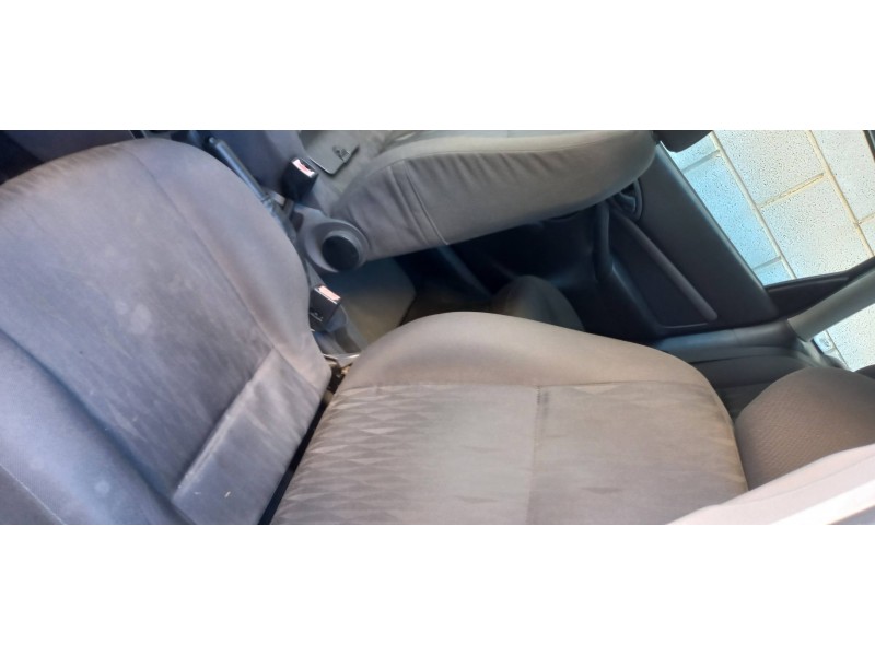 ford focus berlina (cak) del año 2002