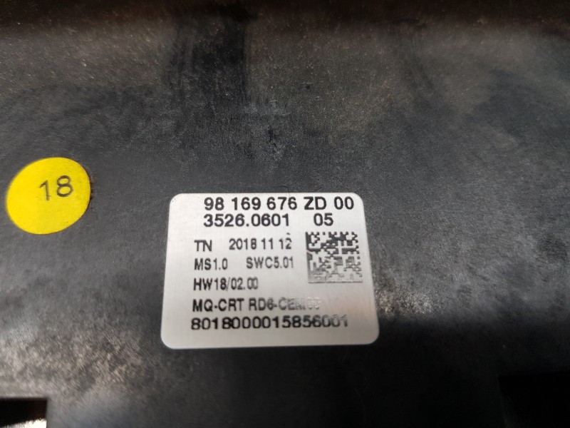 Recambio de pantalla multifuncion para citroen berlingo talla m referencia OEM IAM 98169676ZD  