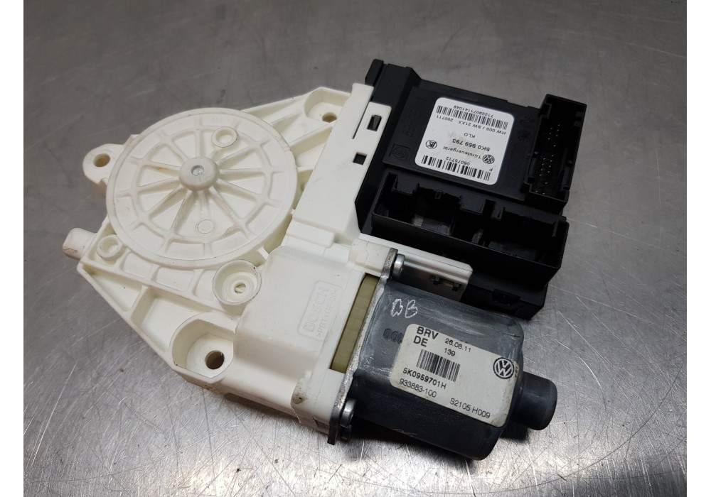 Recambio de motor elevalunas delantero izquierdo para volkswagen golf vi (5k1) advance referencia OEM IAM 5K0959701JZ03 5K095979 Recambio de motor elevalunas delantero izquierdo para volkswagen golf vi (5k1) advance referencia OEM IAM 5K0959701JZ03 5K095979