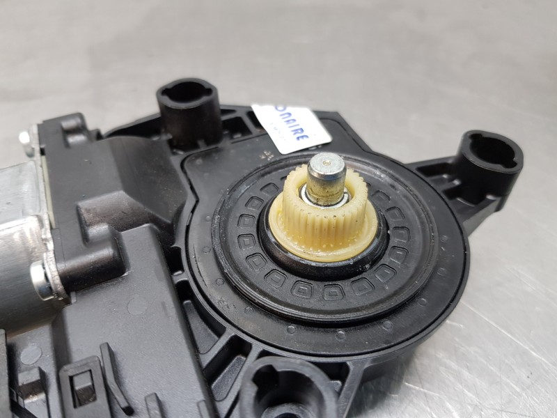 Recambio de motor elevalunas trasero izquierdo para volkswagen golf vi (5k1) advance referencia OEM IAM 5K0959703DVW2 5K0959703D Recambio de motor elevalunas trasero izquierdo para volkswagen golf vi (5k1) advance referencia OEM IAM 5K0959703DVW2 5K0959703D