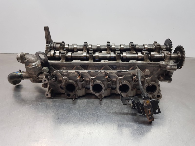 Recambio de culata para hyundai ix35 klass referencia OEM IAM 221002A400  
