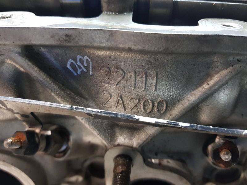 Recambio de culata para hyundai ix35 klass referencia OEM IAM 221002A400  