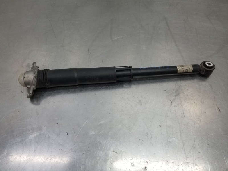 Recambio de amortiguador trasero izquierdo para audi a1 sportback (gba) cool referencia OEM IAM 2Q0513049BE 2Q0512013CG 