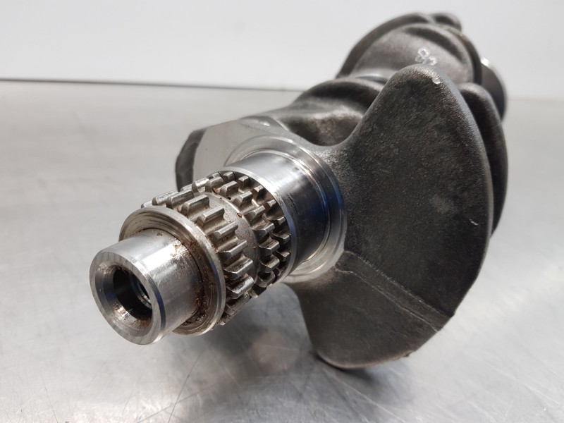 Recambio de cigueñal para dacia sandero essential referencia OEM IAM 122018068R  