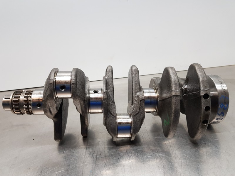 Recambio de cigueñal para dacia sandero essential referencia OEM IAM 122018068R  