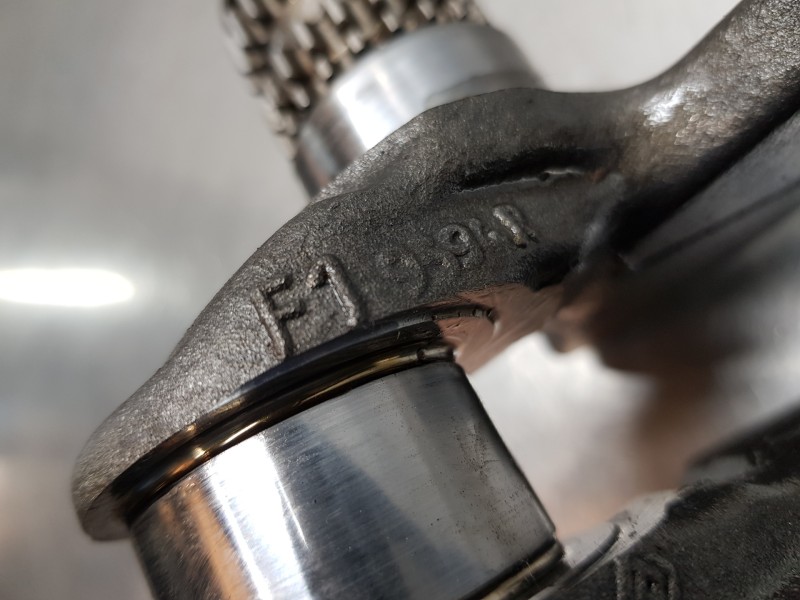 Recambio de cigueñal para dacia sandero essential referencia OEM IAM 122018068R  