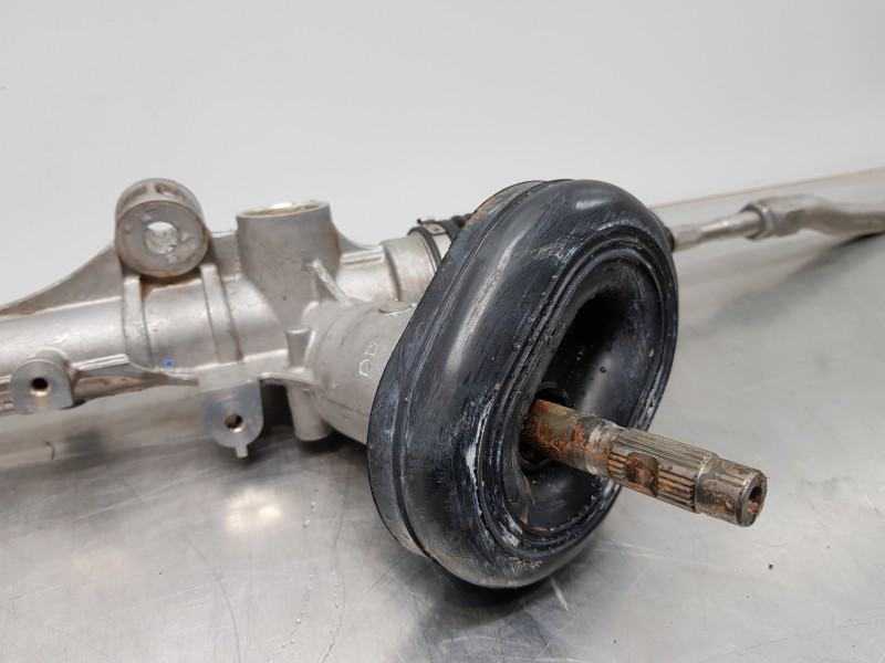 Recambio de cremallera direccion para dacia sandero essential referencia OEM IAM 490017750R  