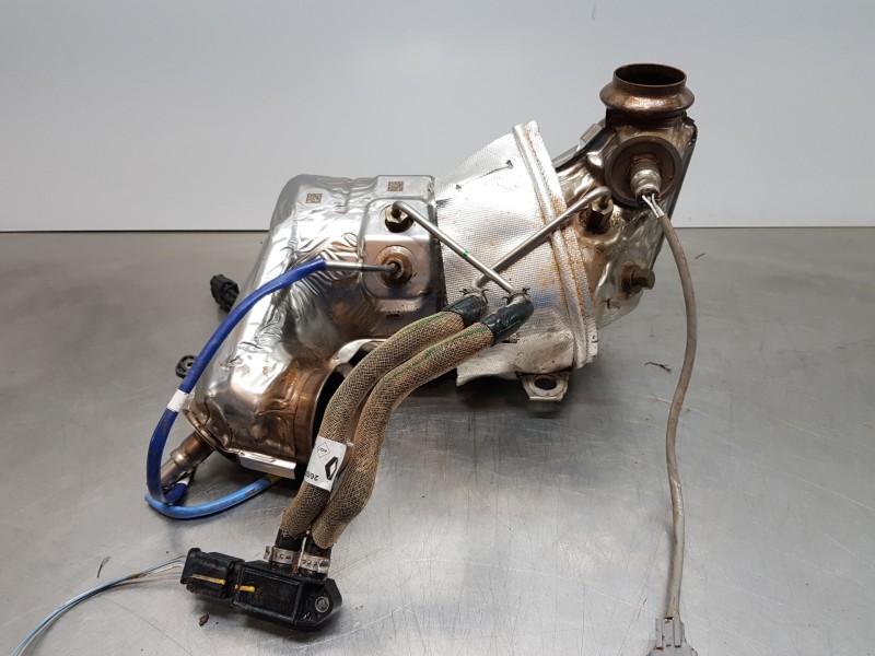 Recambio de catalizador para dacia sandero essential referencia OEM IAM 208A05597R  