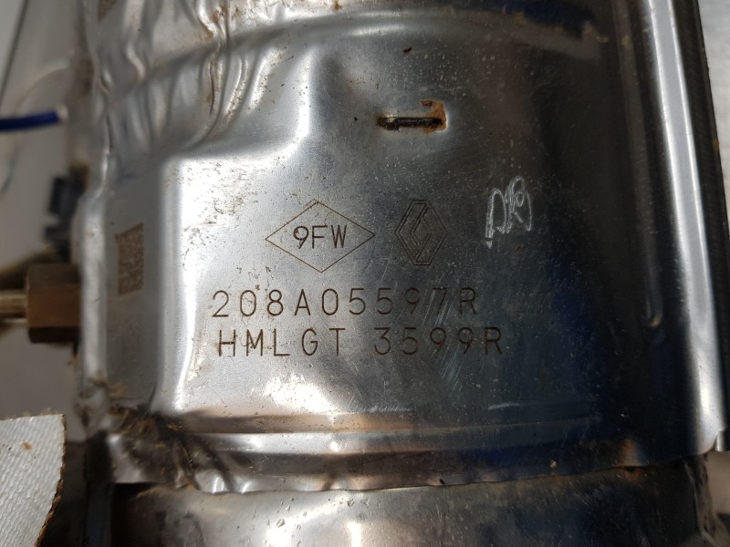 Recambio de catalizador para dacia sandero essential referencia OEM IAM 208A05597R  