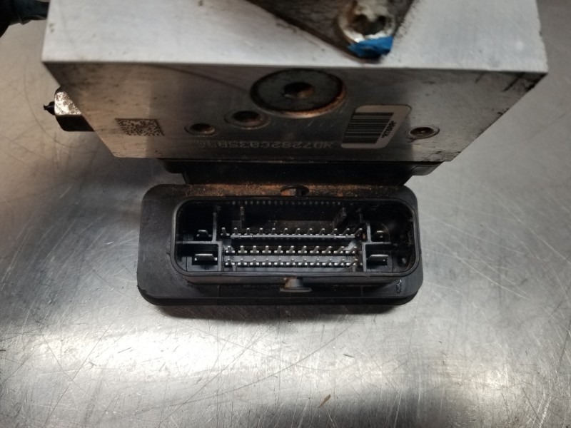 Recambio de abs para jeep gr. cherokee iv 4x4 referencia OEM IAM 68336276AB 68336276AB 