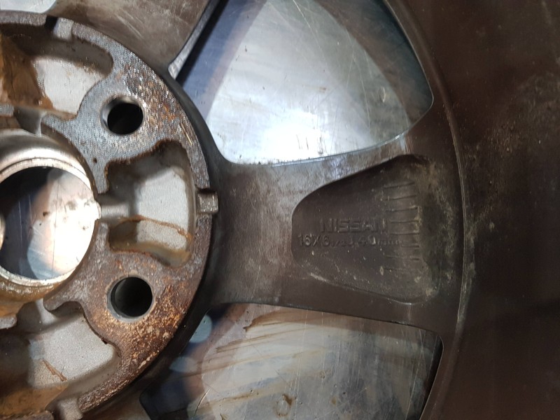 Recambio de juego llantas para nissan pulsar (c13) fastback referencia OEM IAM D03003ZL3A  