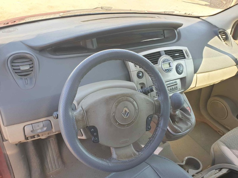 renault scenic ii del año 2005