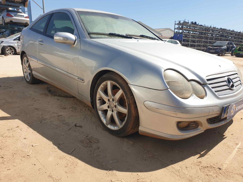 mercedes clase c (w203) sportcoupe del año 2005
