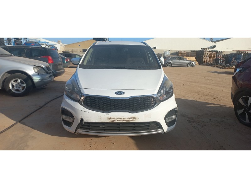 kia carens ( ) del año 2018