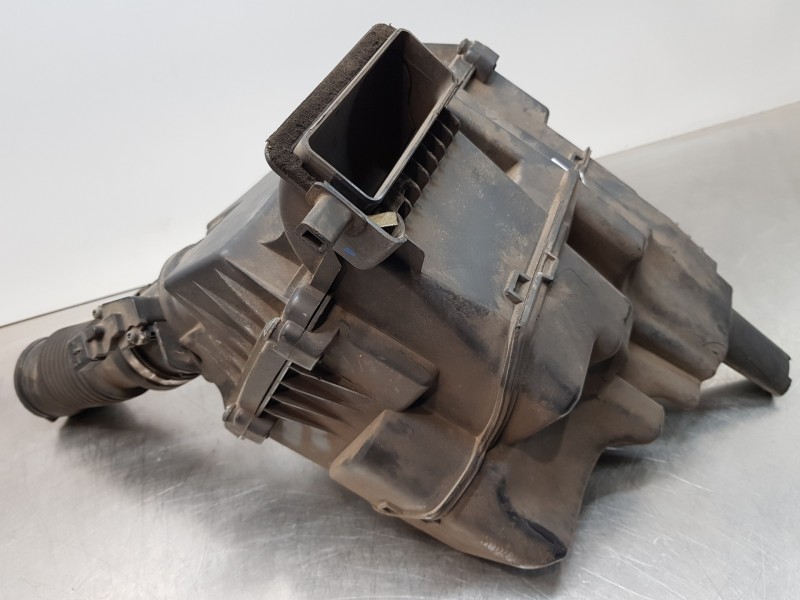 Recambio de filtro aire para citroen c4 grand picasso exclusive referencia OEM IAM 9676423480  