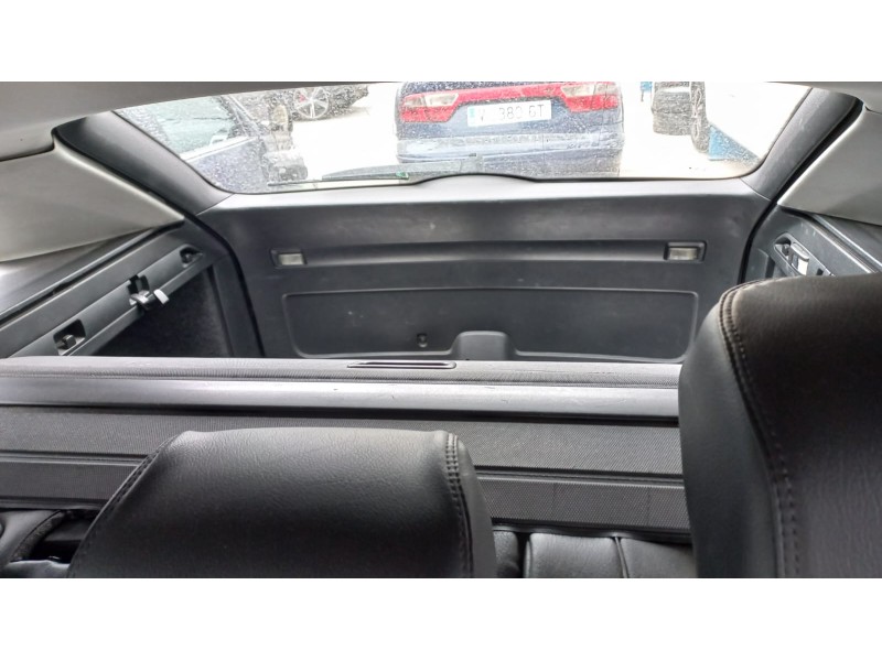 skoda superb combi (3t5) del año 2012