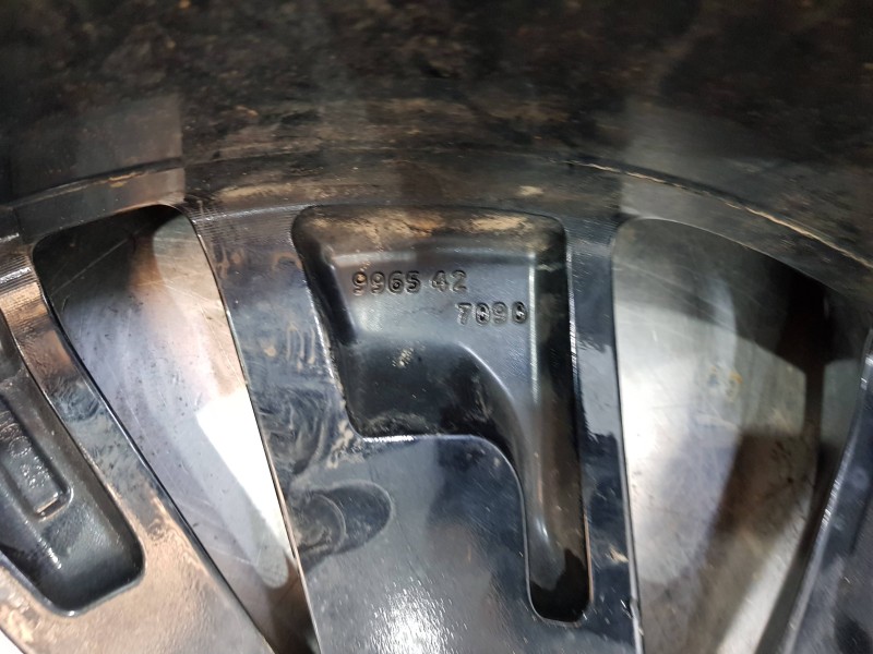 Recambio de juego llantas para mazda cx-5 advantage referencia OEM IAM K974015020  