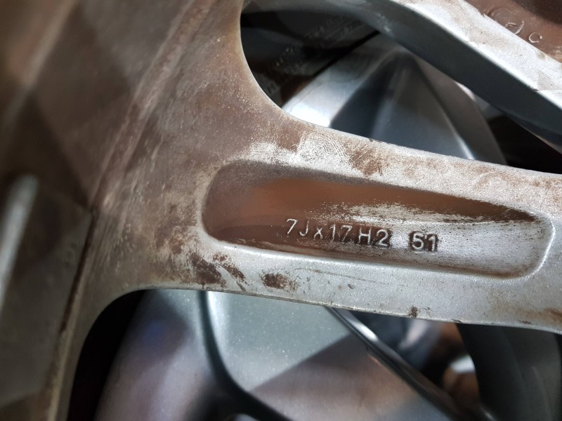 Recambio de juego llantas para hyundai tucson tl referencia OEM IAM 52910D7260  