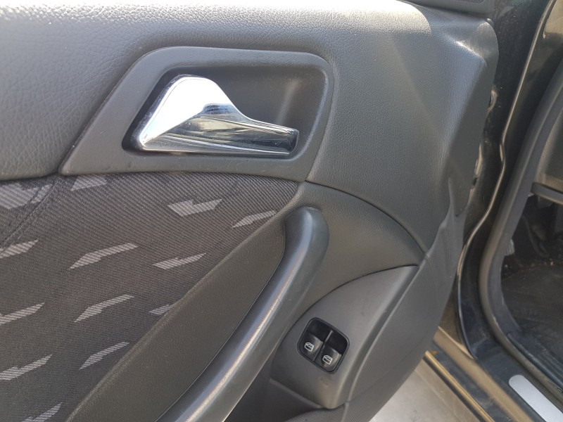 mercedes clase c (w203) sportcoupe del año 2001