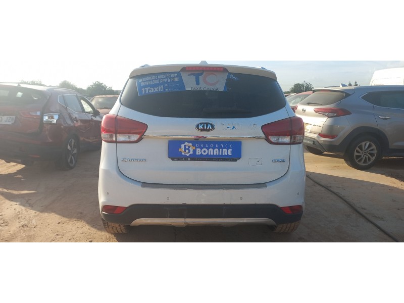kia carens ( ) del año 2018