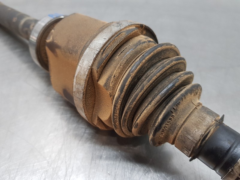 Recambio de transmision delantera derecha para citroen c4 grand picasso spacetourer referencia OEM IAM 9811176780  