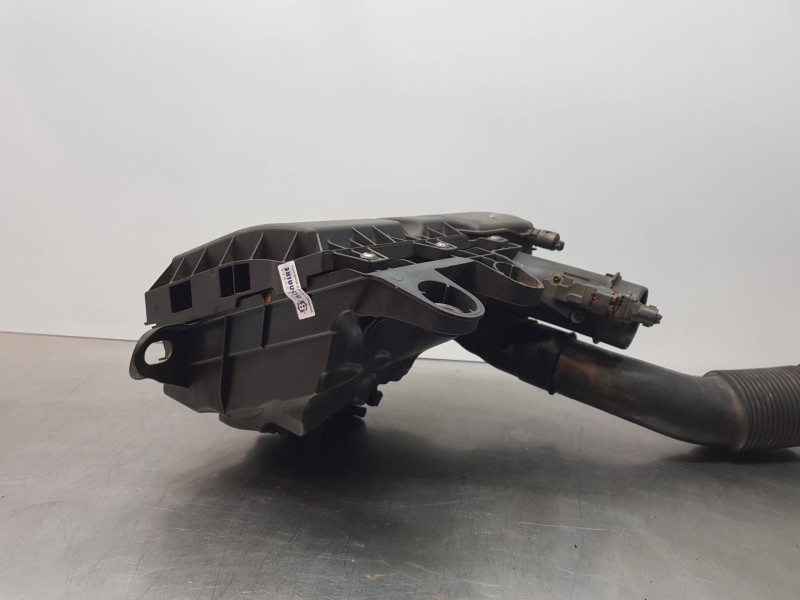 Recambio de filtro aire para citroen c4 grand picasso spacetourer referencia OEM IAM 9828002080  