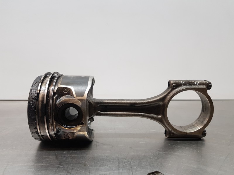 Recambio de biela para citroen c4 grand picasso spacetourer referencia OEM IAM 1629031680 1629032180 