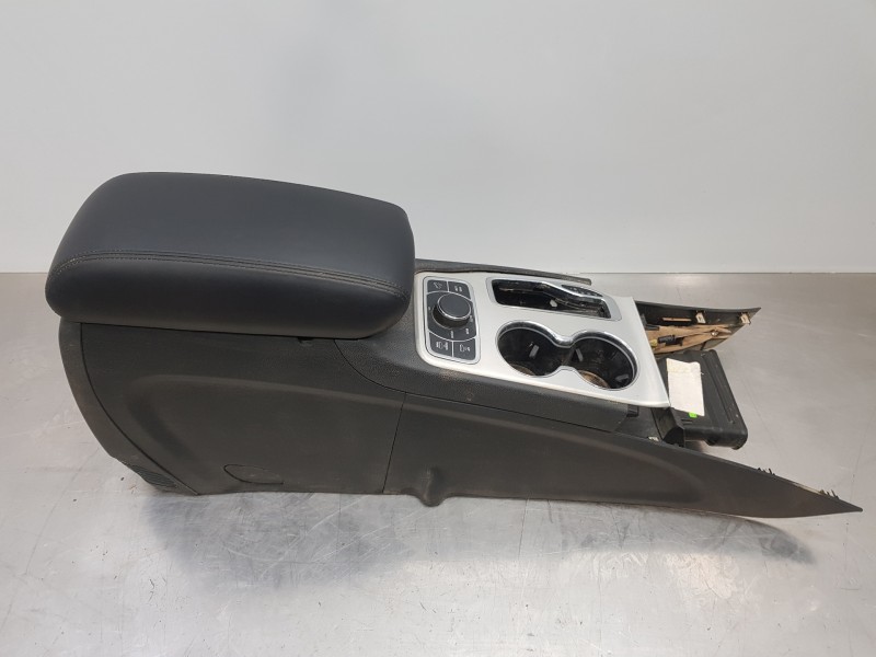 Recambio de apoyabrazos central para jeep gr. cherokee iv 4x4 referencia OEM IAM 5PT01DX9AC 68308783AA 1TL25DX9AA