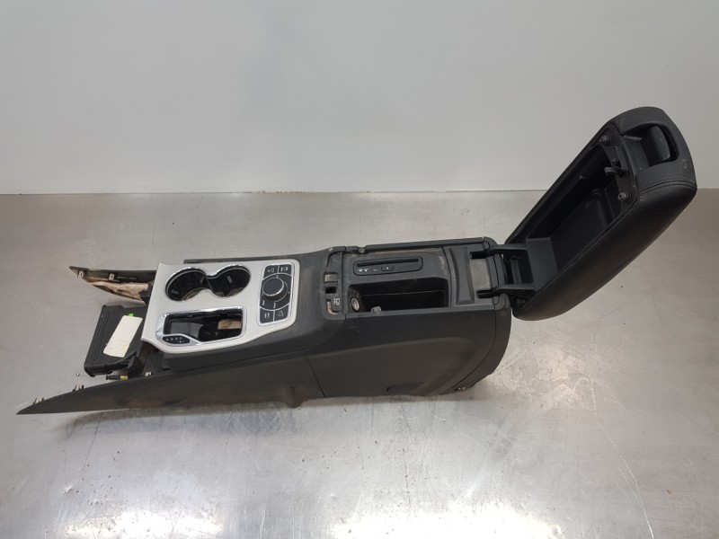 Recambio de apoyabrazos central para jeep gr. cherokee iv 4x4 referencia OEM IAM 5PT01DX9AC 68308783AA 1TL25DX9AA