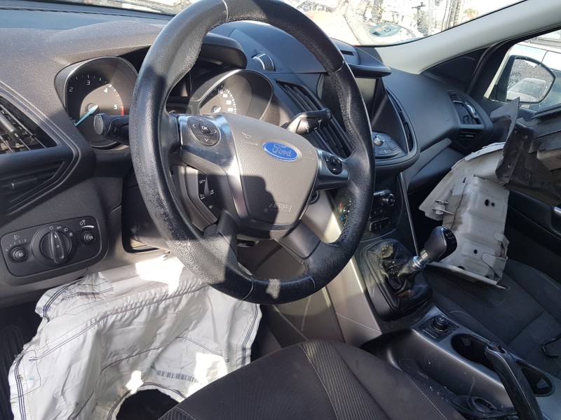 ford kuga (cbs) del año 2016