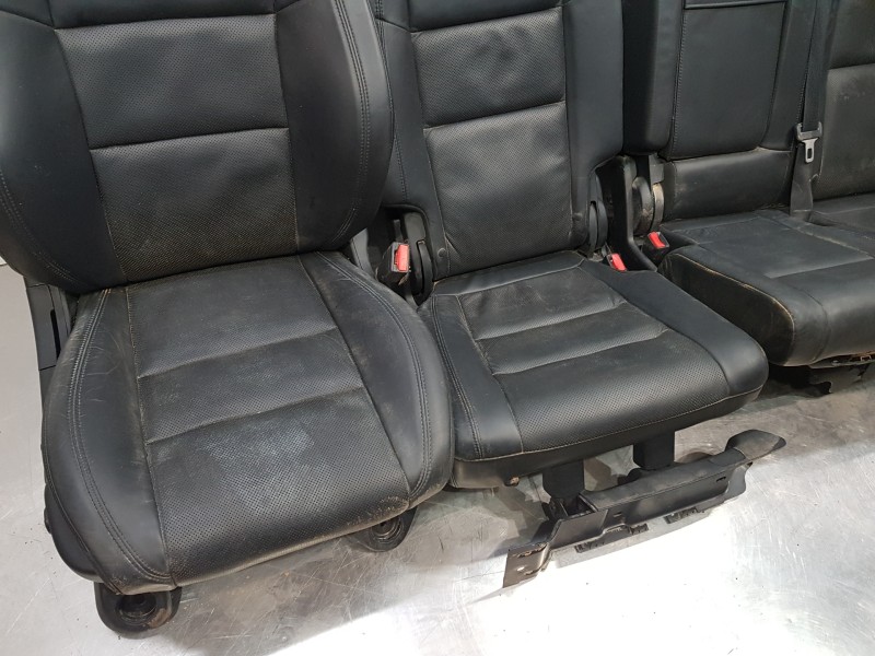 Recambio de juego asientos completo para jeep gr. cherokee iv 4x4 referencia OEM IAM 68175311AC 68175326AC 68105870AJ