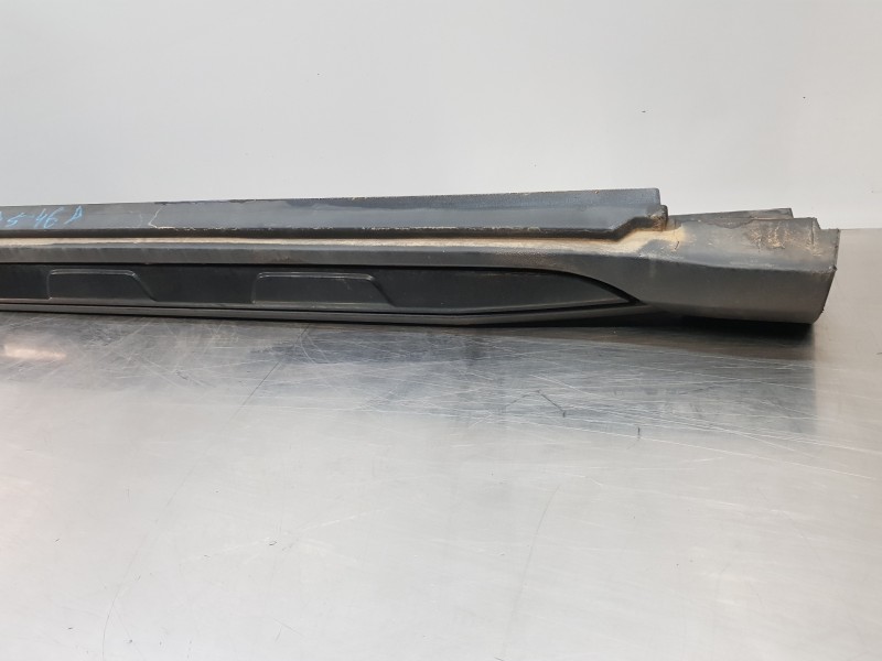 Recambio de faldon lateral para mercedes clase gla (w156) 200 d referencia OEM IAM A1566980854  