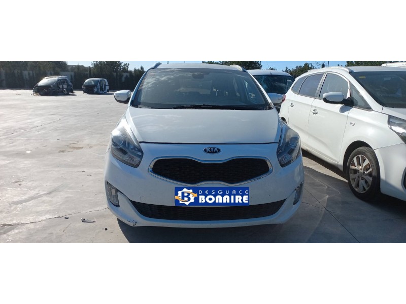 kia carens ( ) del año 2014