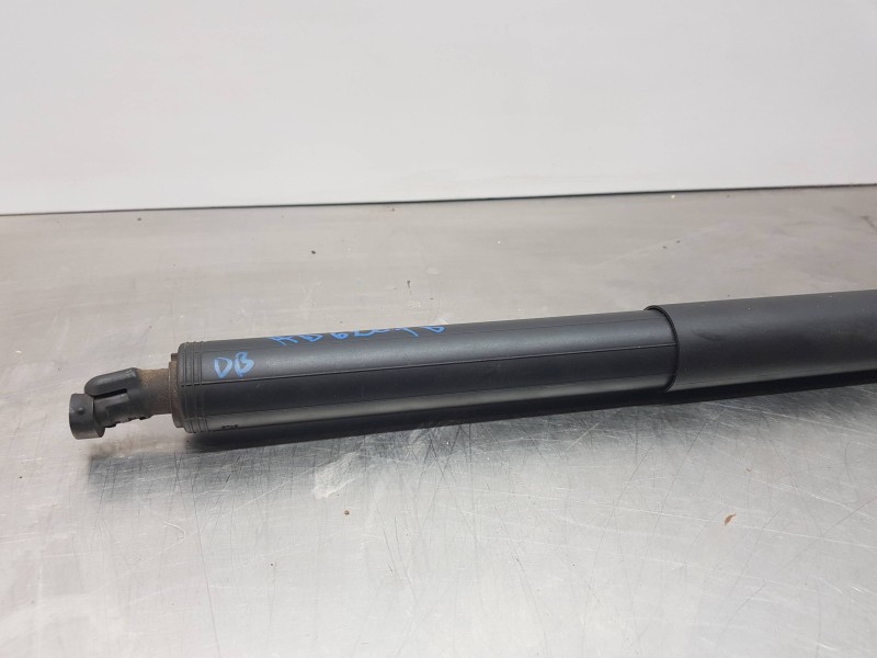 Recambio de amortiguadores maletero / porton para bmw x1 (f48) sdrive referencia OEM IAM 51247481807  