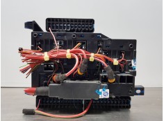 Recambio de caja reles / fusibles para bmw x1 (f48) sdrive referencia OEM IAM 9270356   2