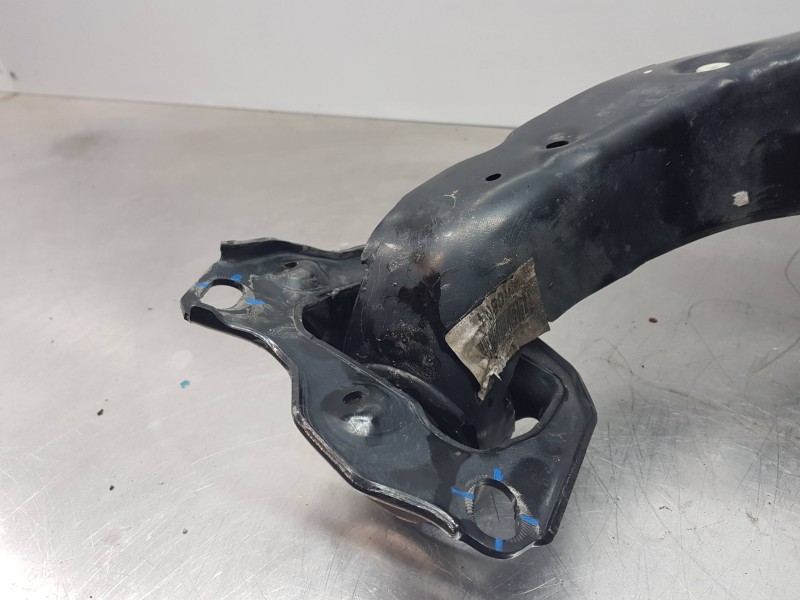 Recambio de mangueta trasera derecha para bmw x1 (f48) sdrive referencia OEM IAM 33308842880 33416858086 