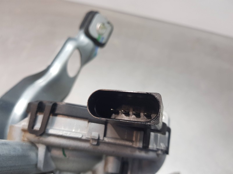 Recambio de motor limpia delantero para bmw x1 (f48) sdrive referencia OEM IAM 61615A36E69 0390243525 