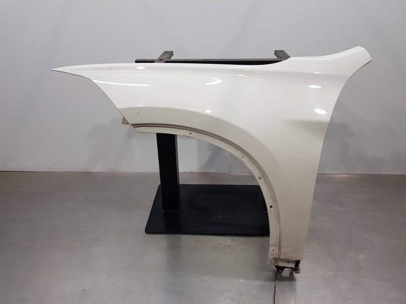 Recambio de aleta delantera izquierda para bmw x1 (f48) sdrive referencia OEM IAM 41007427299  