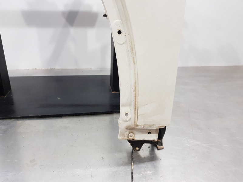 Recambio de aleta delantera izquierda para bmw x1 (f48) sdrive referencia OEM IAM 41007427299  