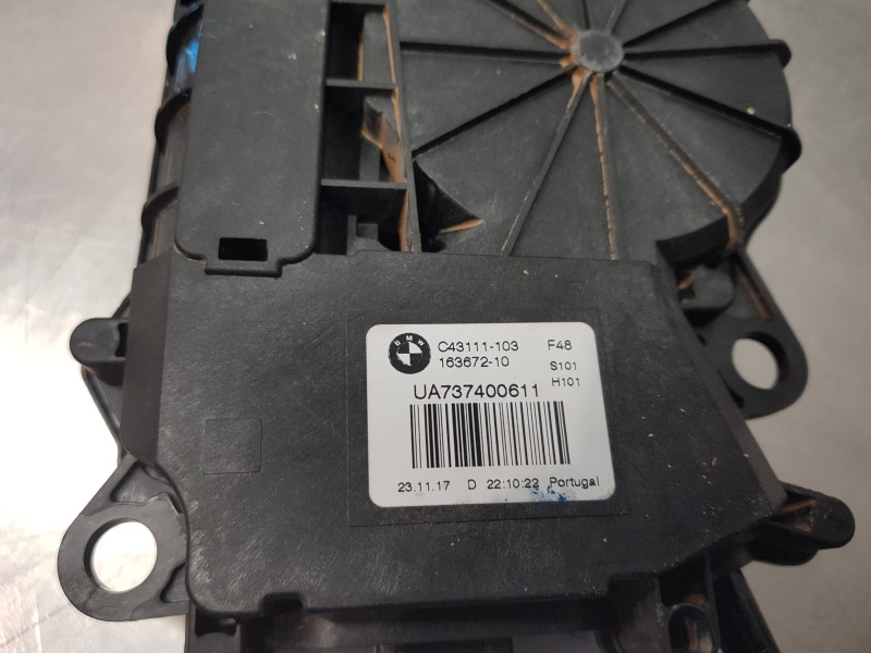 Recambio de motor cierre centralizado porton para bmw x1 (f48) sdrive referencia OEM IAM 51247374006 737400611 